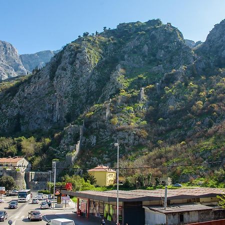 Apartman Dijana Kotor Zewnętrze zdjęcie