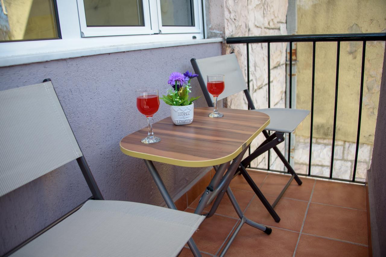 Apartman Dijana Kotor Zewnętrze zdjęcie